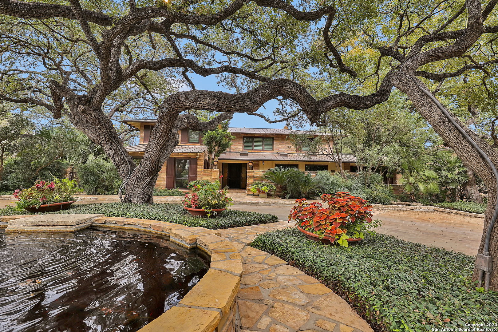 2.5M Terrell Hills home has ties to Southwest Airlines family