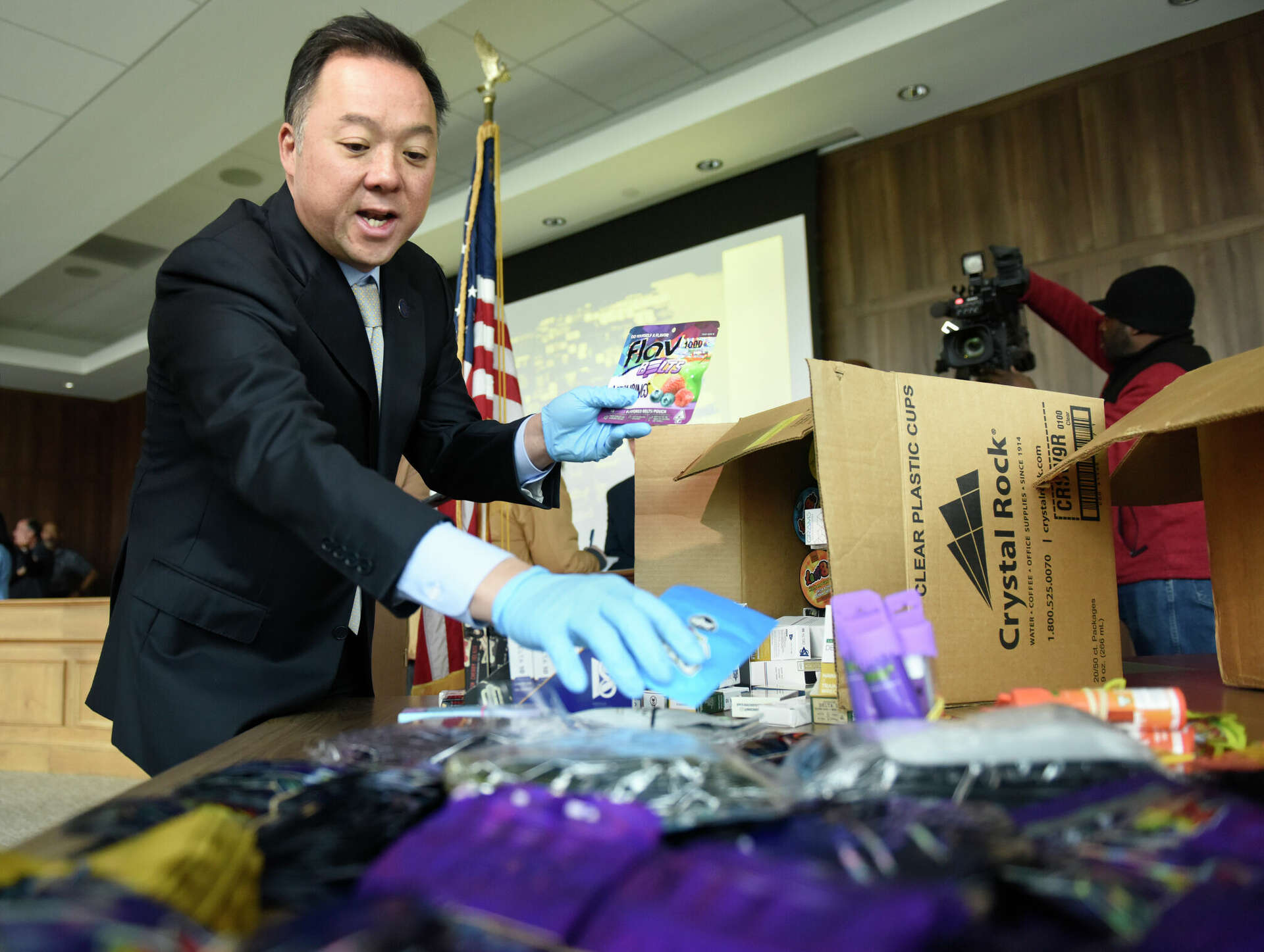 Child cannabis consumption leads to nearly 700 CT poison control calls