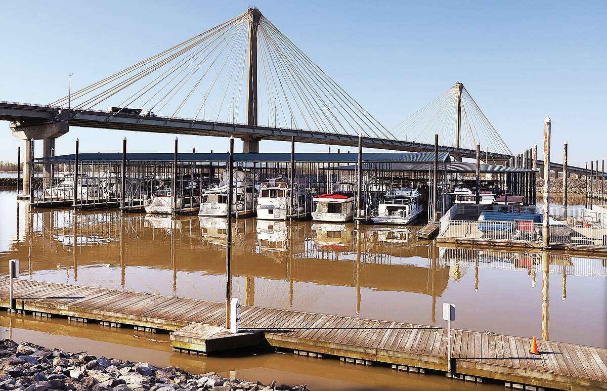 Seahorse Ranch Marine, Inc. will manage Alton Marina starting April 15