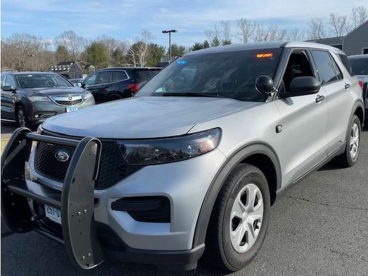 Police 1 person seriously injured in crash on Route 32 in Mansfield