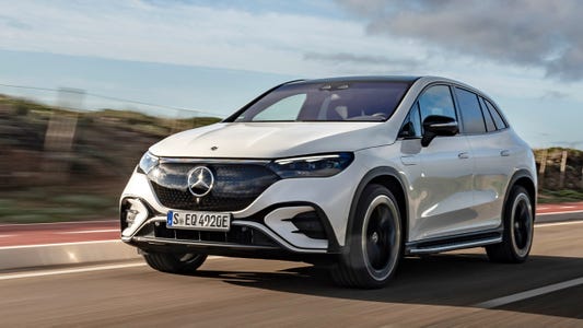 2023 Mercedes-Benz EQE SUV First Drive: Familiar Friendliness