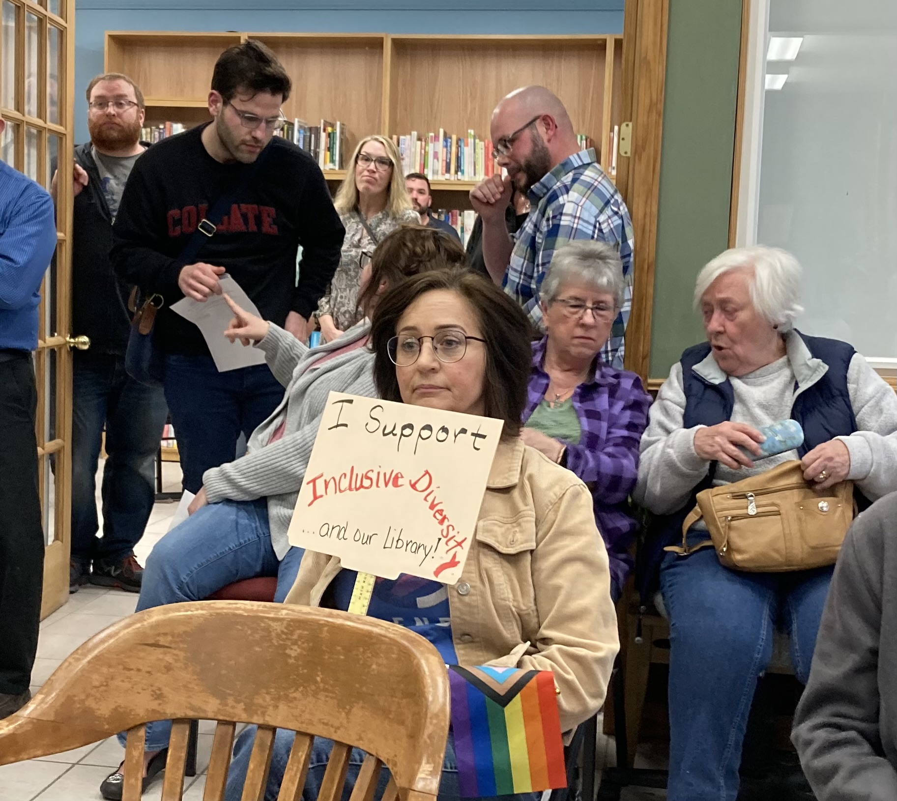 Drag queen story hour opposition comes to Adirondack library - Vimarsana News