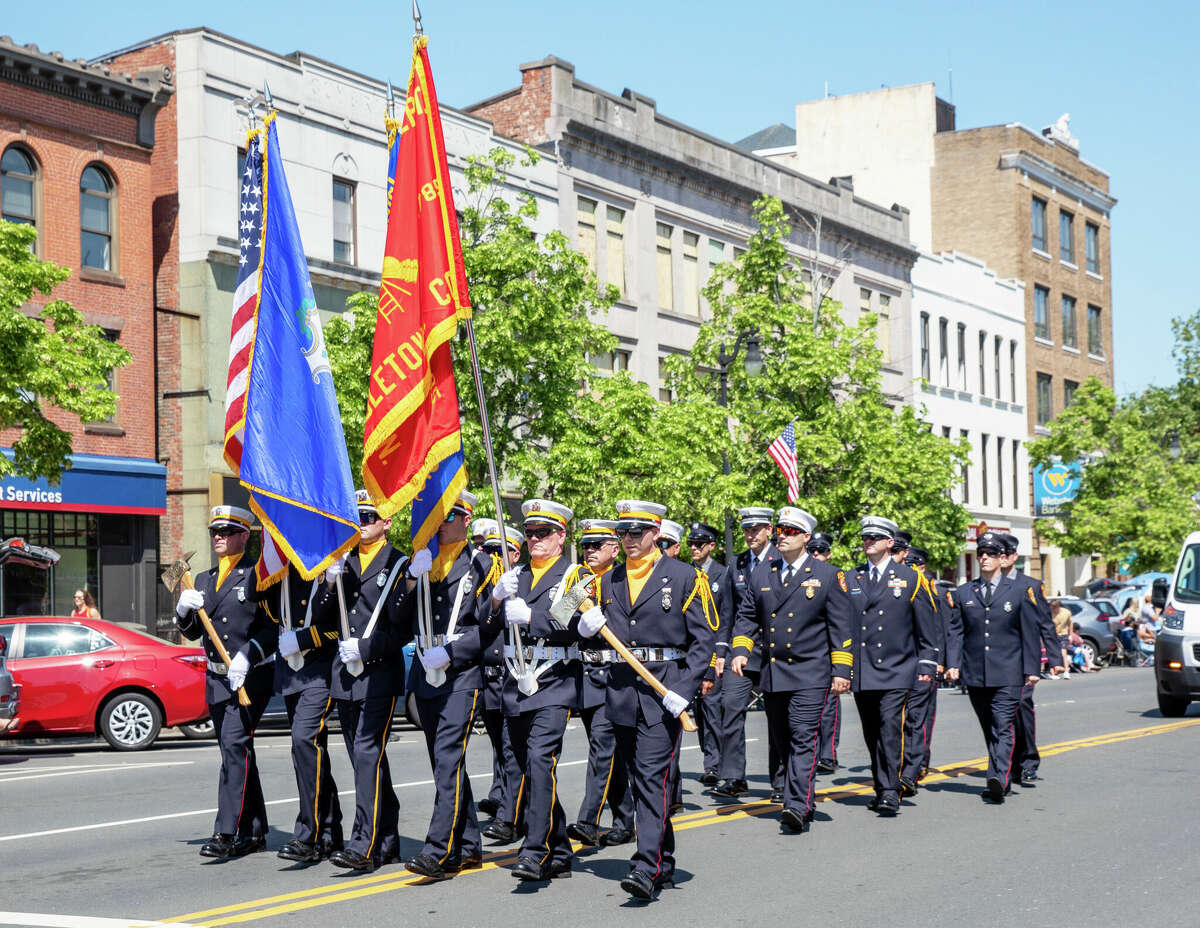 Memorial Day In NYC: Weekend Events, Parades and Baseball Games