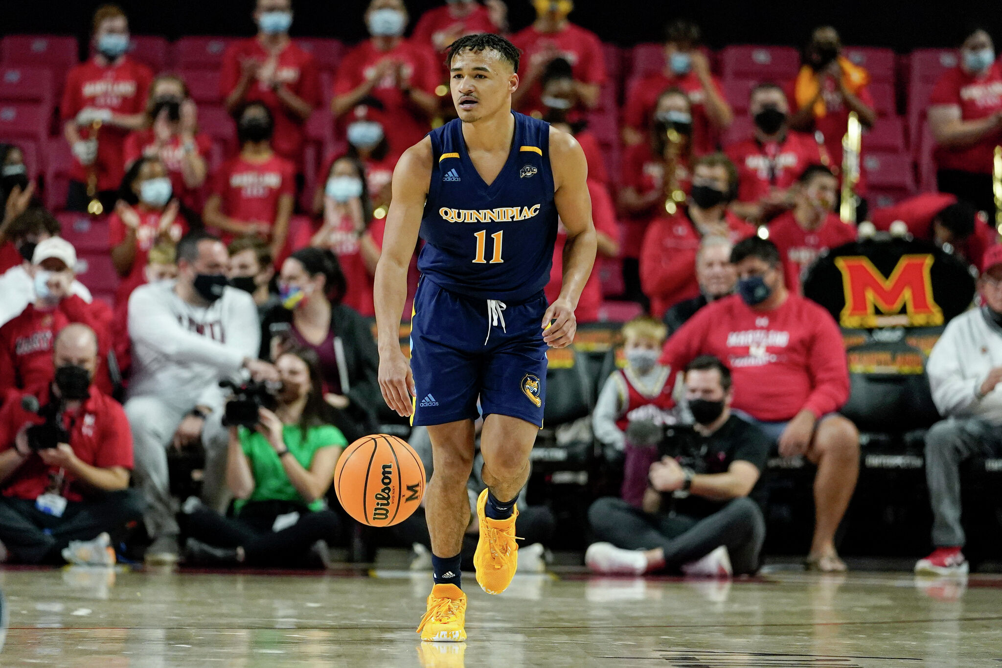 Police report alleges QU basketball player choked girlfriend - Vimarsana News