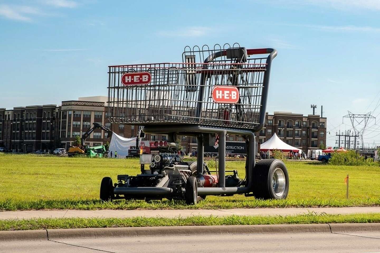 Massive H-E-B shopping cart car is 'most Texas thing' ever