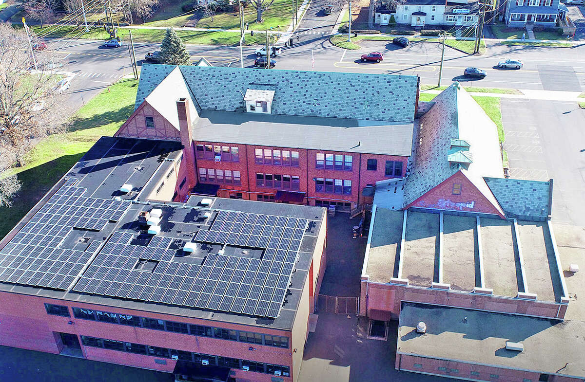 Portland CT school's new solar array to save town 10,000 a year