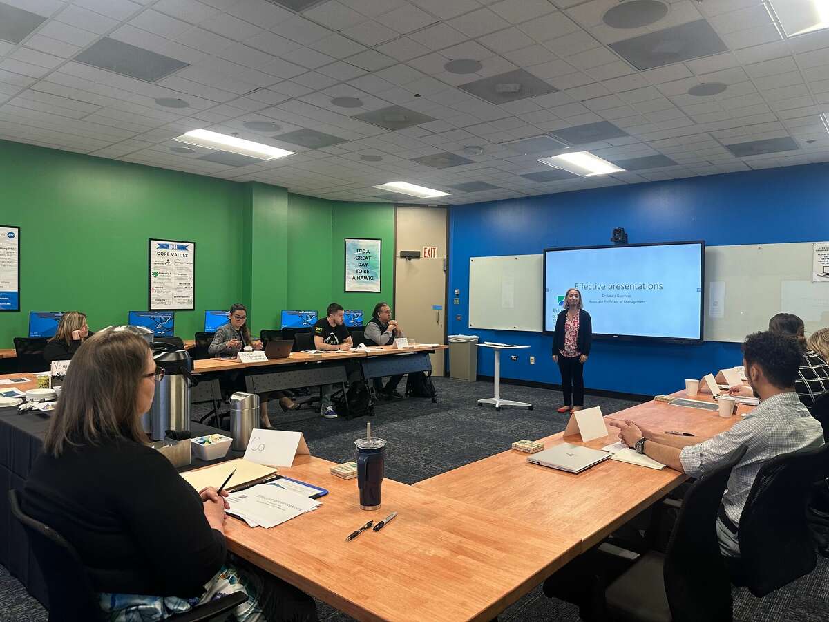 UHClear Lake Pearland students to pitch businesses to win funds