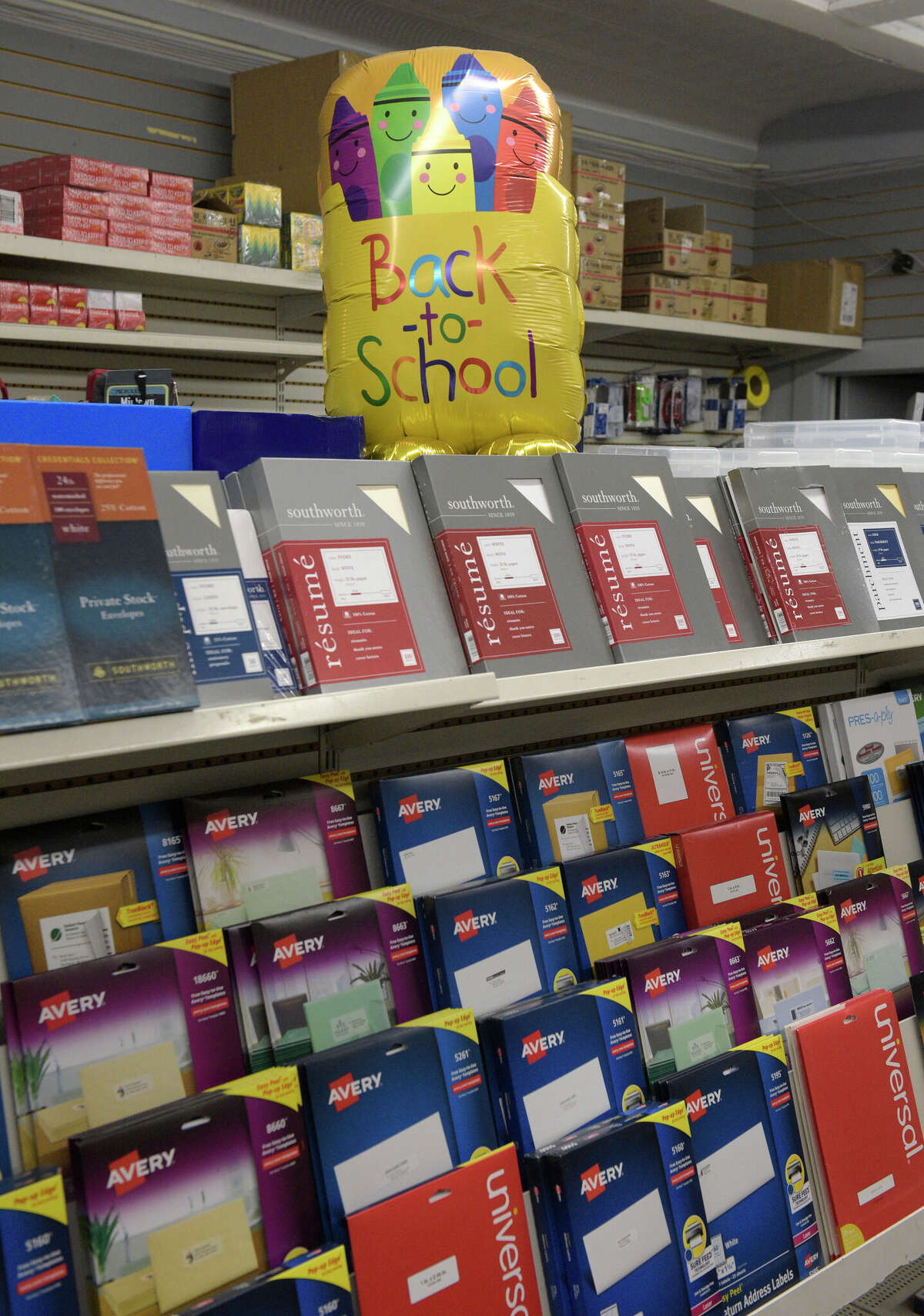 Ridgefield's Squash's office supply to close, after 70 years