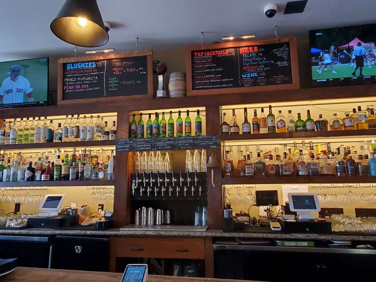 16 best Oakland bars Where to grab a drink right now