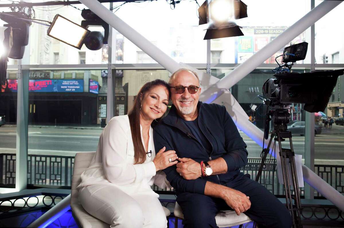 Gloria y Emilio Estefan estarán entre los galardonados en los Premios Sofía a la Excelencia 2023 presentados por el Instituto Reina Sofía de España en una ceremonia en Houston el 17 de mayo. 