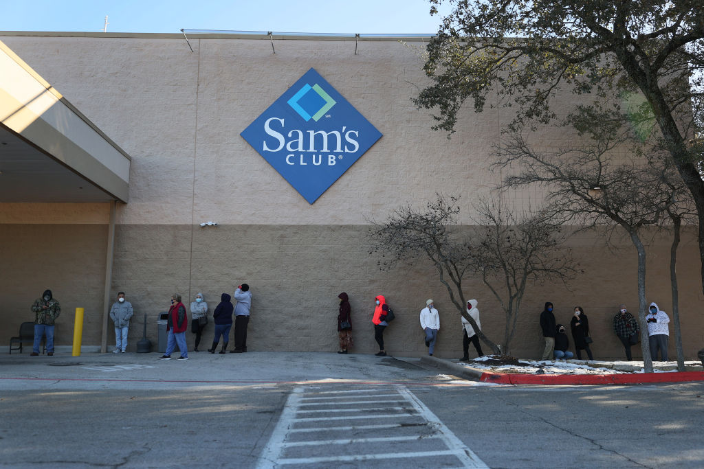 Sam s Club offering memberships at discount for 10