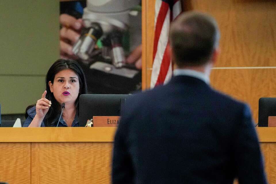 TEA to give details on takeover transition at final HISD board meeting
