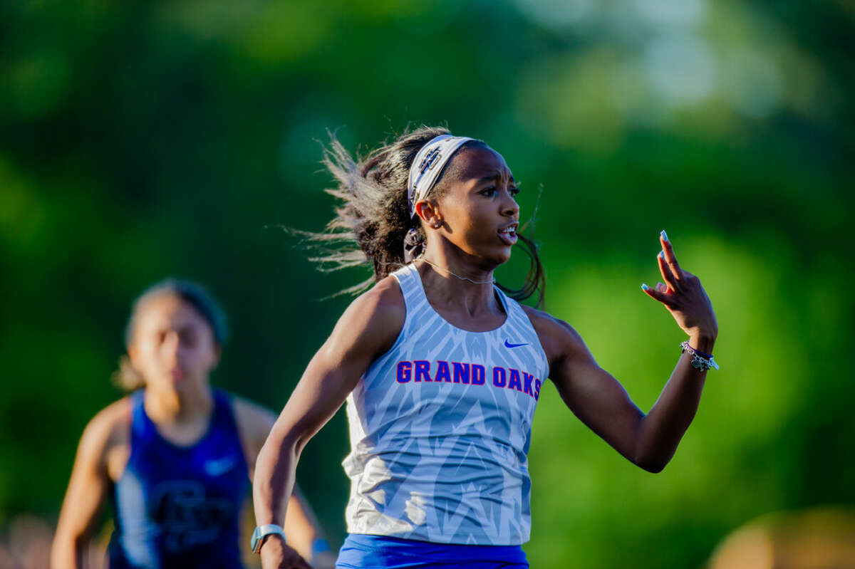 The Woodlands boys, Grand Oaks girls dominate 136A championships