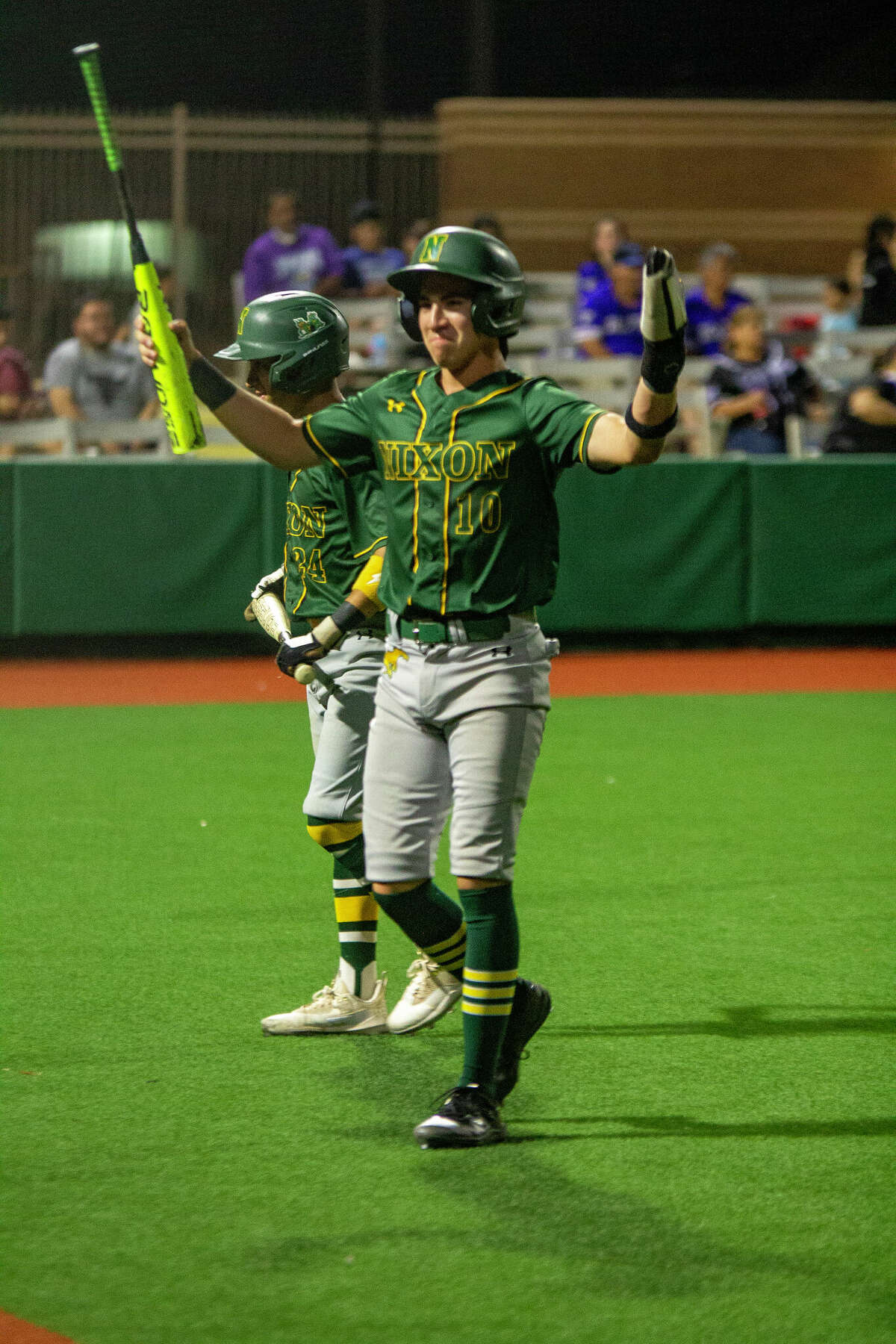 The Nixon Mustangs swept the Cigarroa Toros with a 7-1 win on Friday.