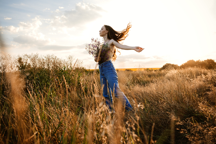 Go outside, feel better, save the climate — Paul Hellweg - Vimarsana News
