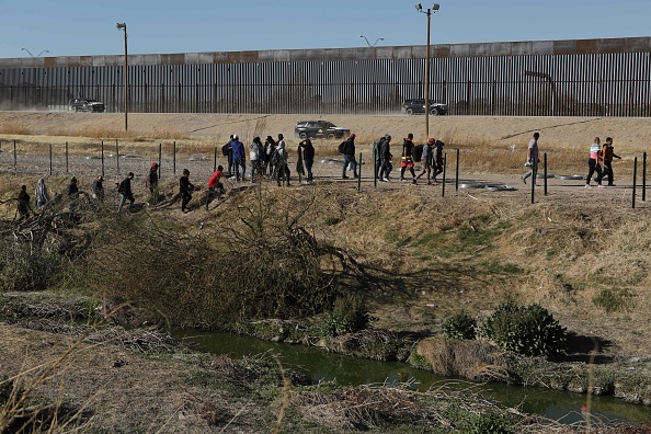 First, call border issue a 'crisis' — Mark Krikorian - Vimarsana News