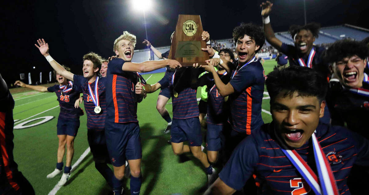 Boys soccer Seven Lakes Spartans win state championship