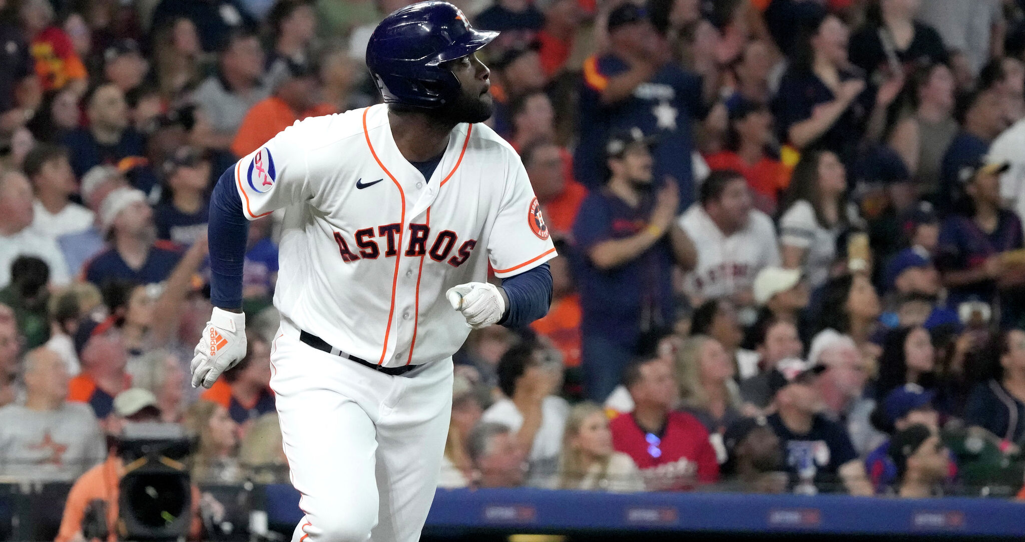 Astros star Yordan Alvarez's firm message to haters who think he