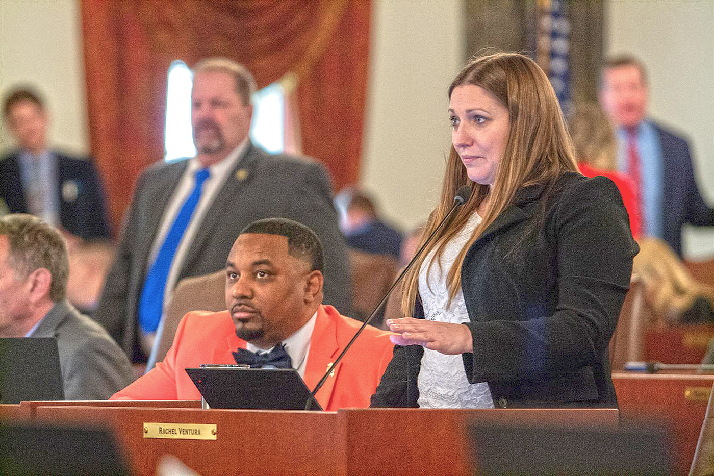 Bill would ban vehicle searches in Illinois based on 'smell' of pot - Vimarsana News