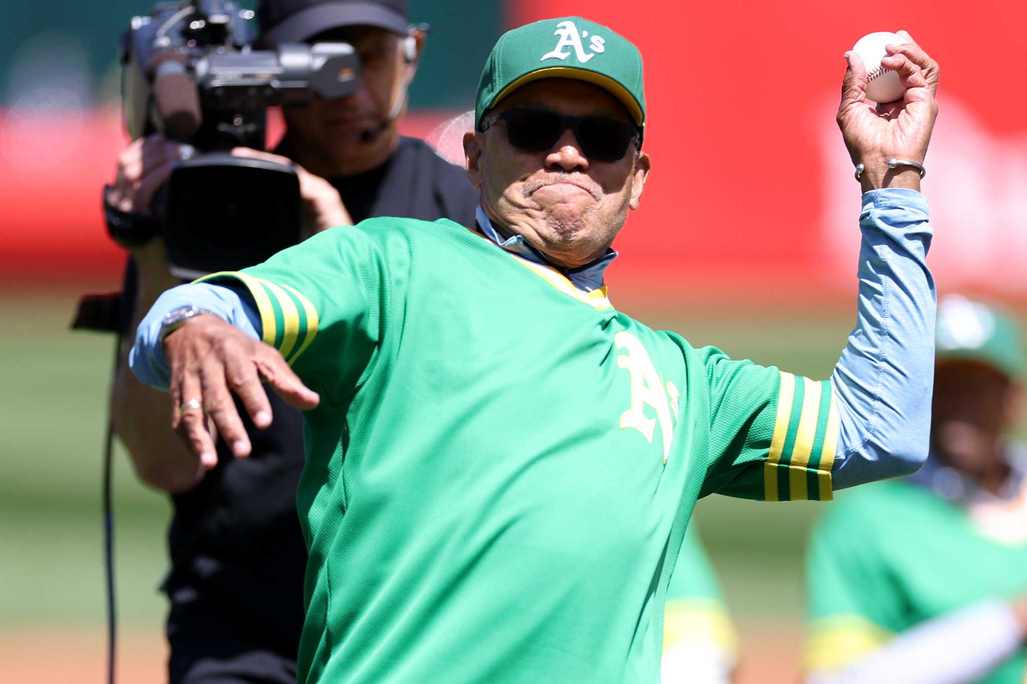 Reggie Jackson shares his doubts about A's future in Oakland