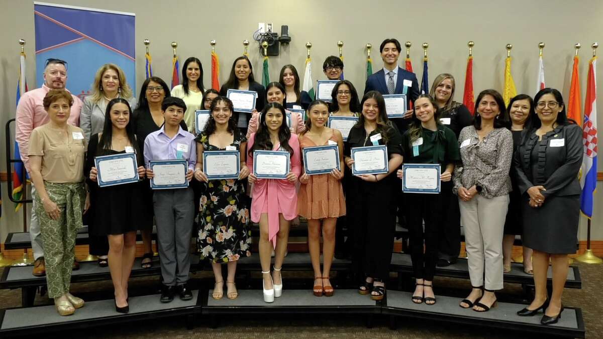 Sixteen UISD students were awarded the Legacy Scholars Scholarship on behalf of the San Antonio Area Foundation.