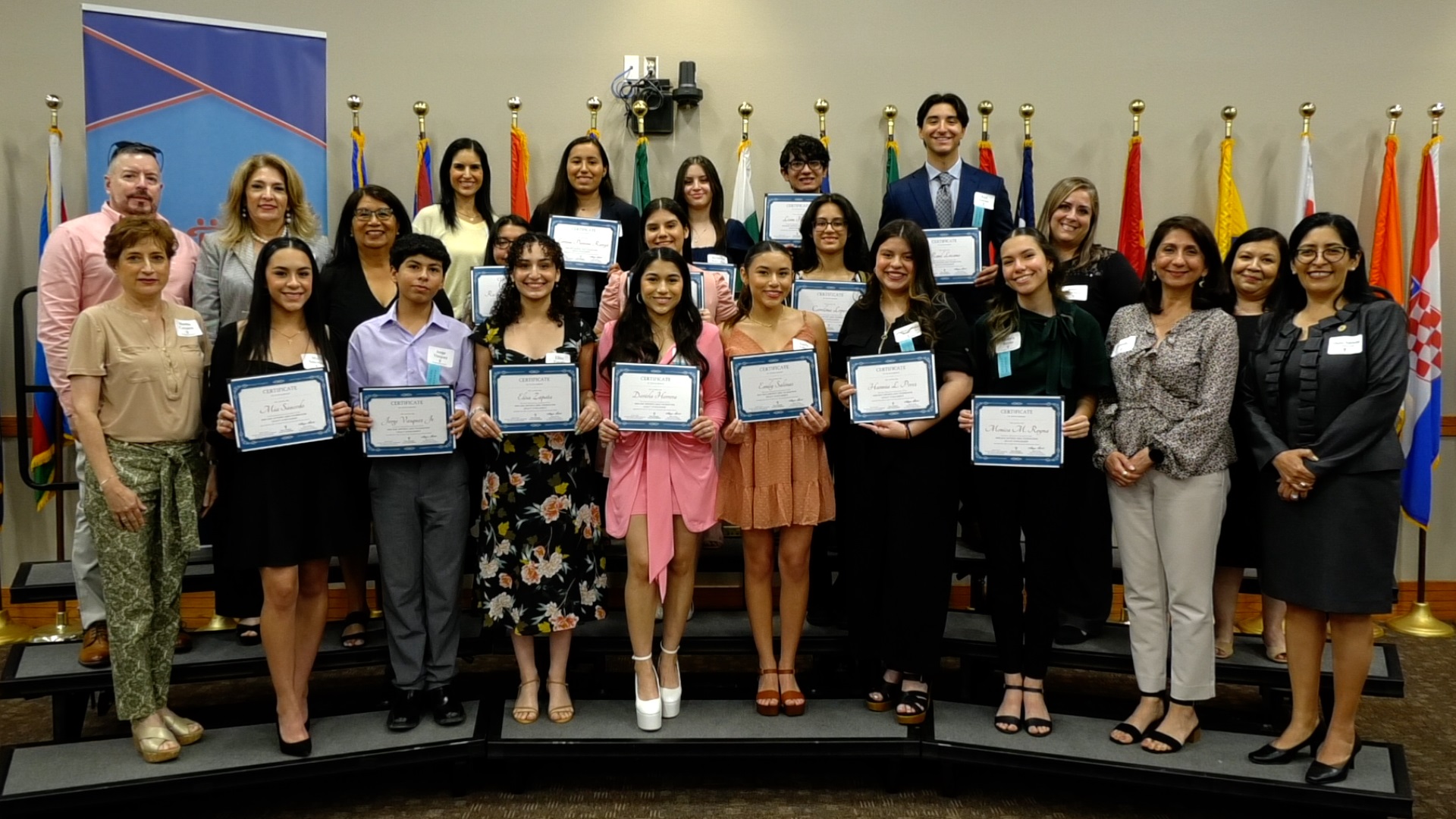 Laredo United ISD students get San Antonio Area Foundation scholarship