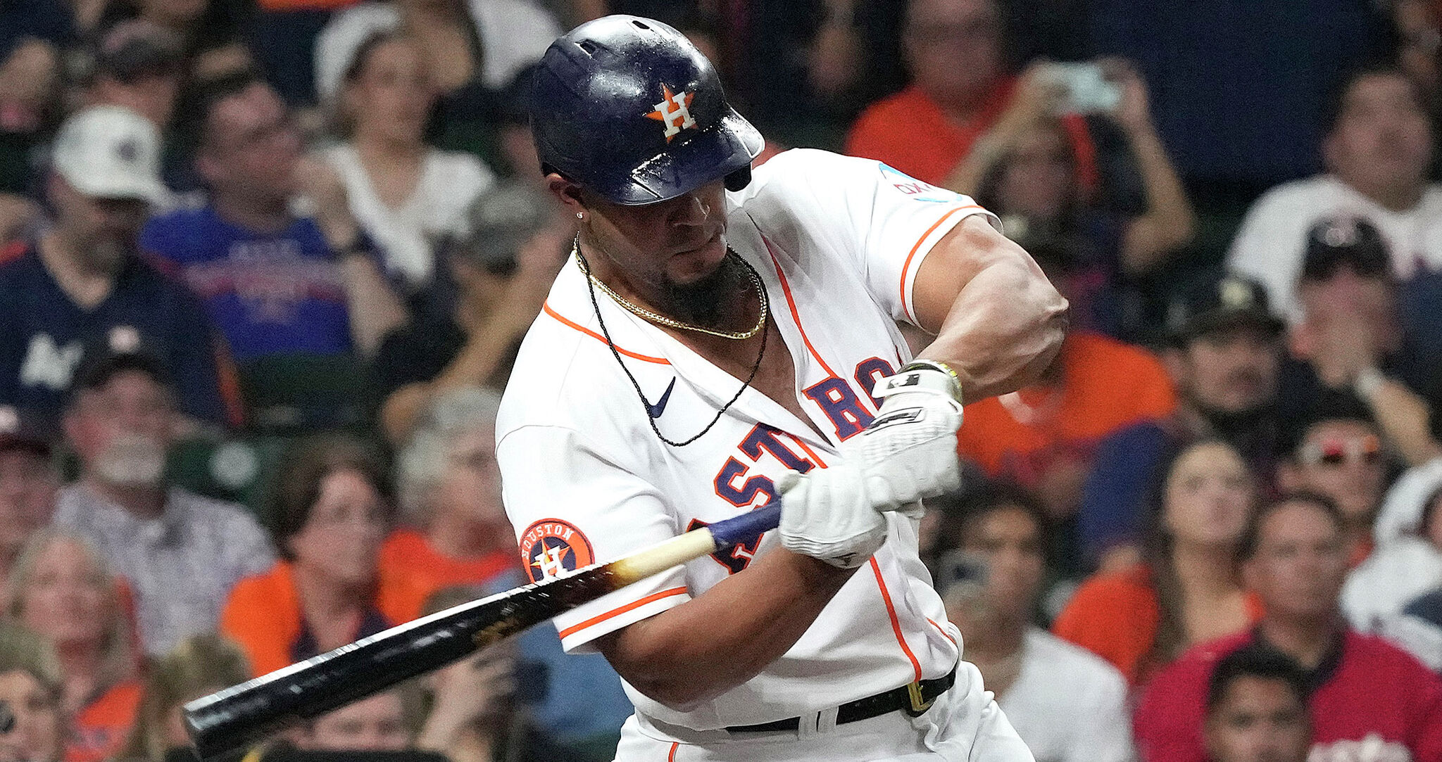 Jose Abreu batting in cleanup spot for Astros on Saturday