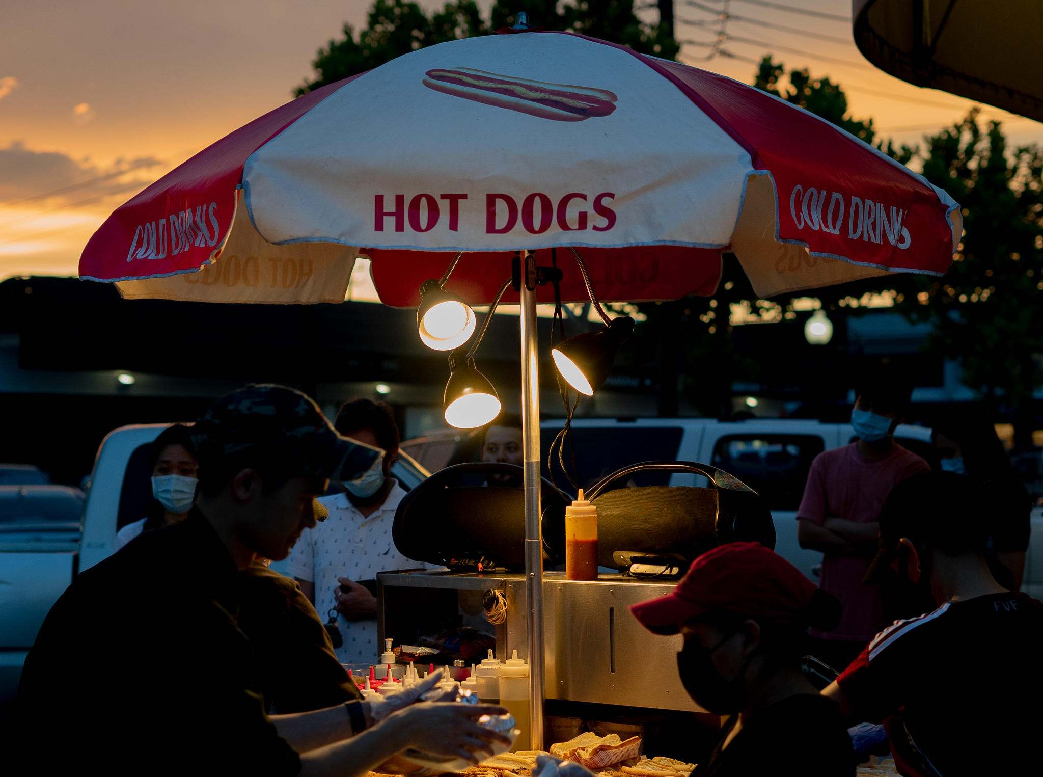 Houston's Yoyo's Hot Dog debuts new storefront after clash