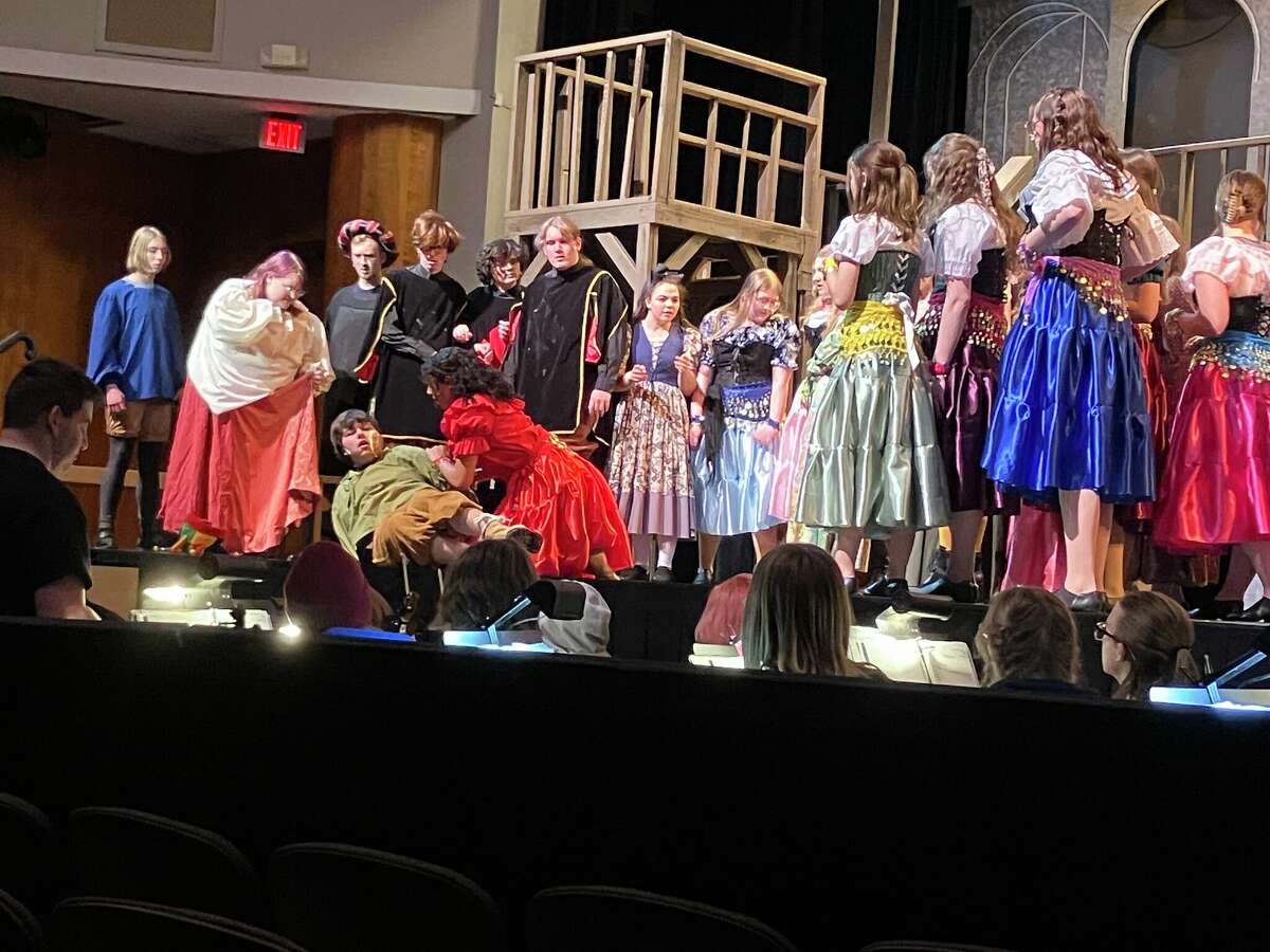 Midland High performs 'Hunchback' at Central Auditorium April 20-22