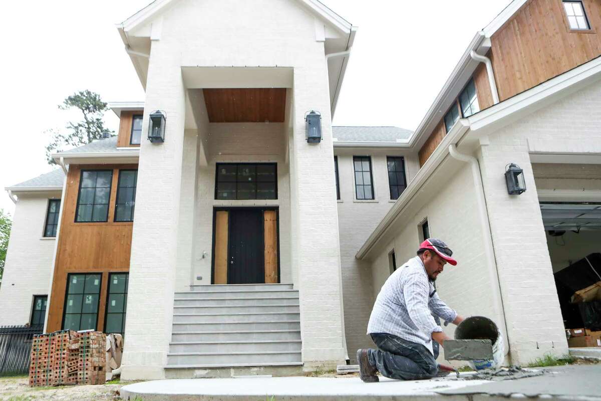 Grogan's Mill Guide to The Woodlands' oldest village