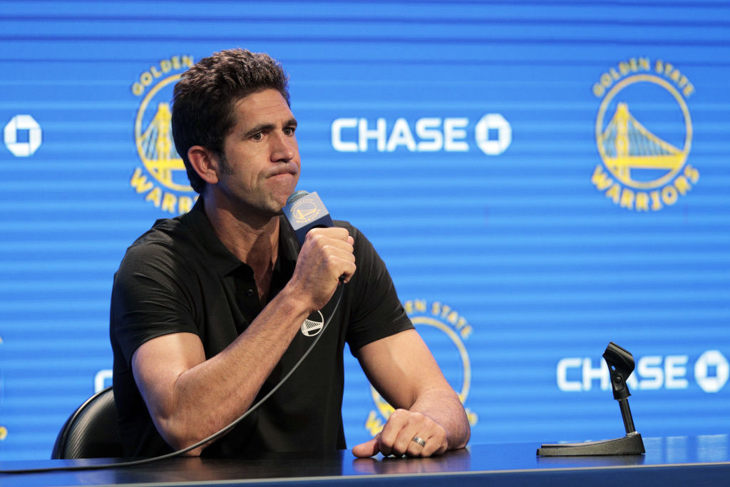 Kings fan subjects Warriors GM Bob Myers to obnoxious cowbell