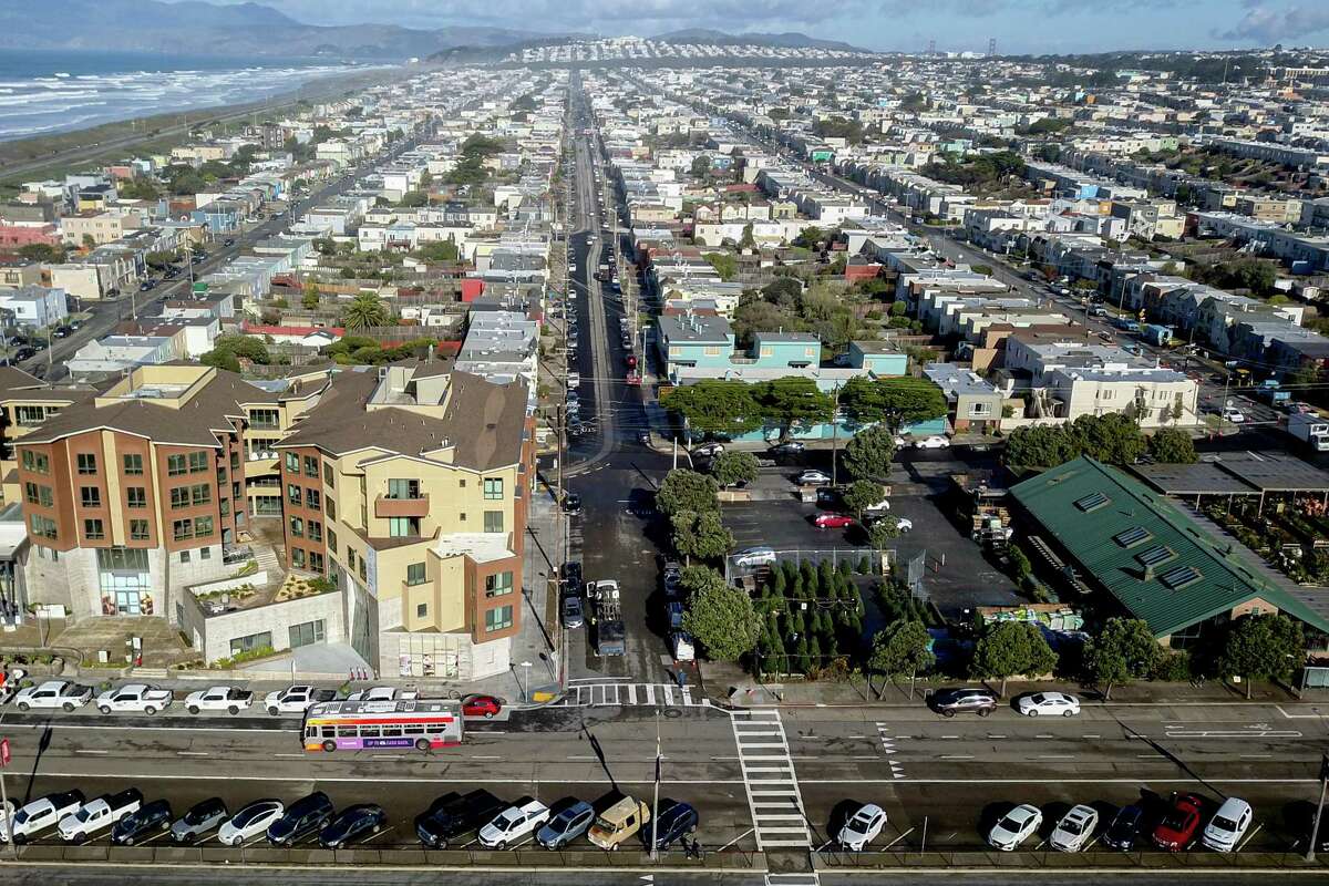 Mayor Breed introduces legislation to speed S.F.'s housing production