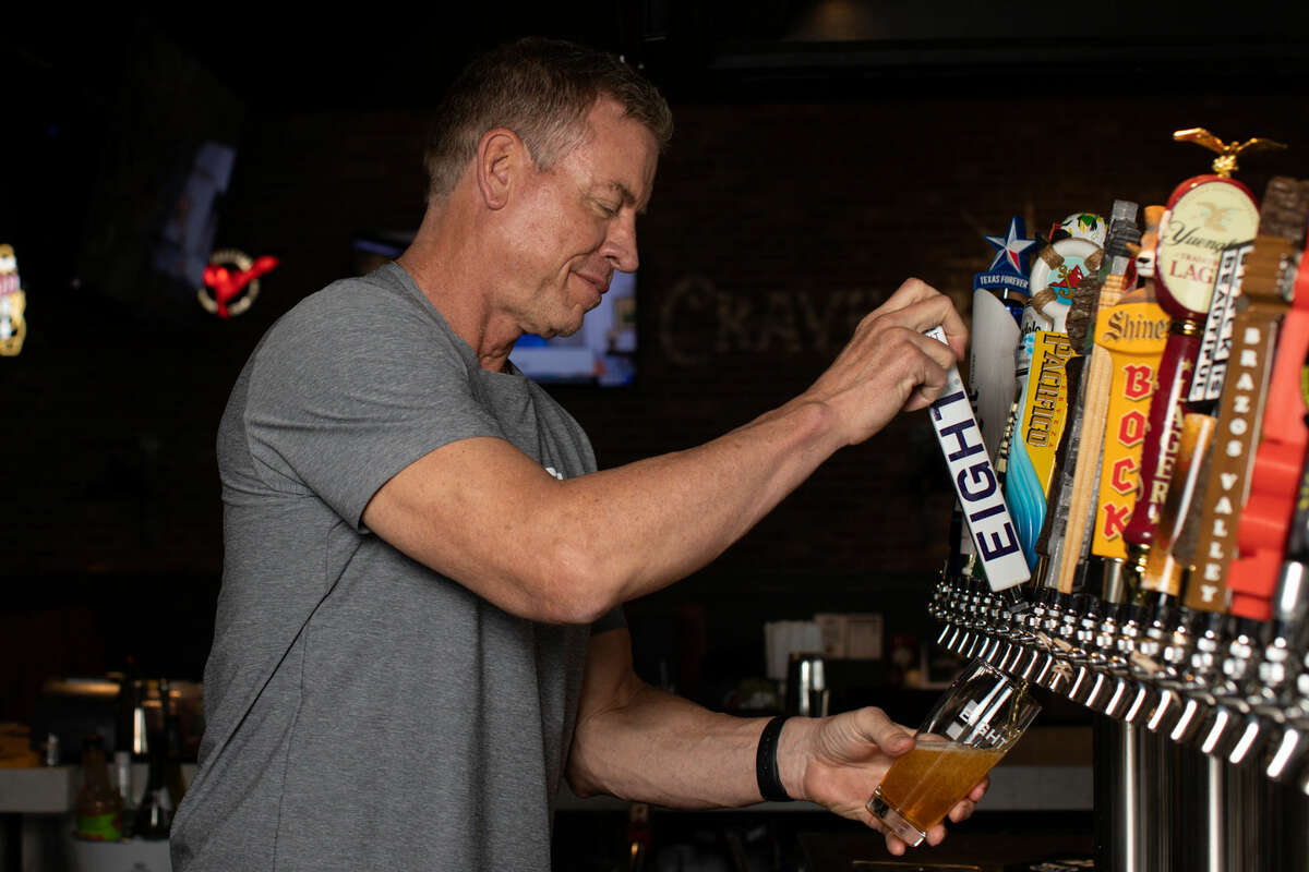 Troy Aikman visits San Antonio to celebrate anniversary of beer launch