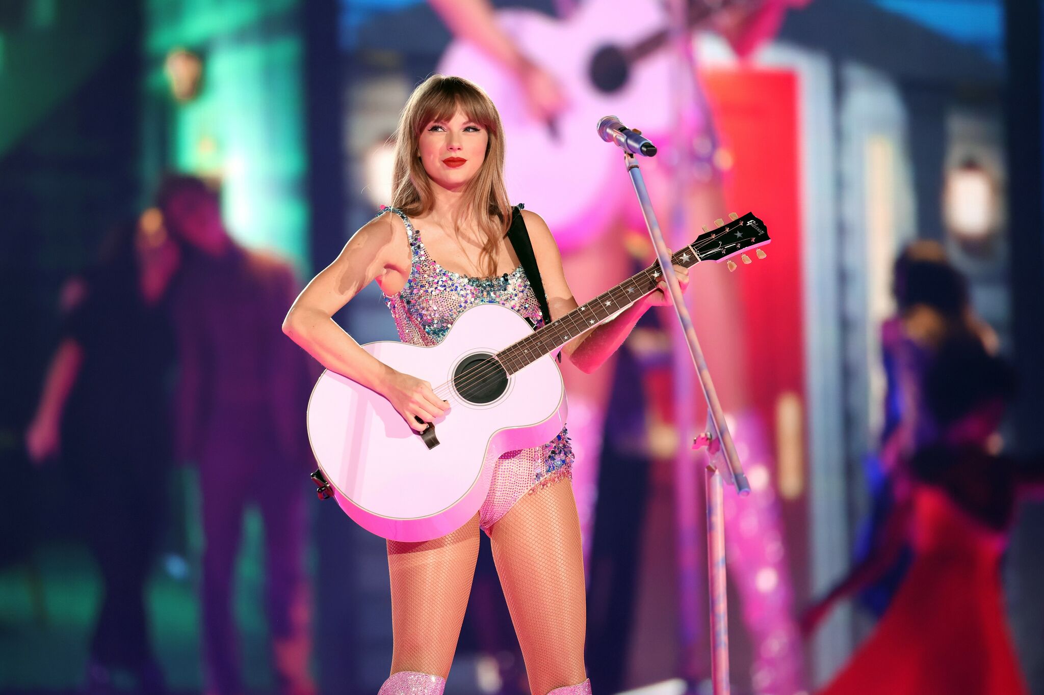 Texas lawmakers ban bots that buy concert tickets after Taylor