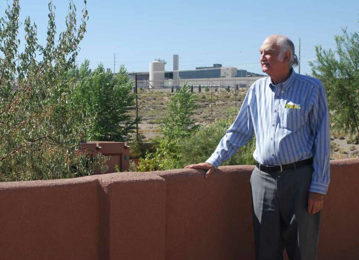 Corrales Comment editor and publisher, Jeff Radford, in front of Intel's Rio Rancho complex in Rio Rancho, N.M. (Courtesy Corrales Comment)
