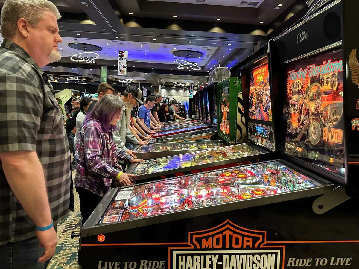 Pinball is bouncing back into the hearts of Texans