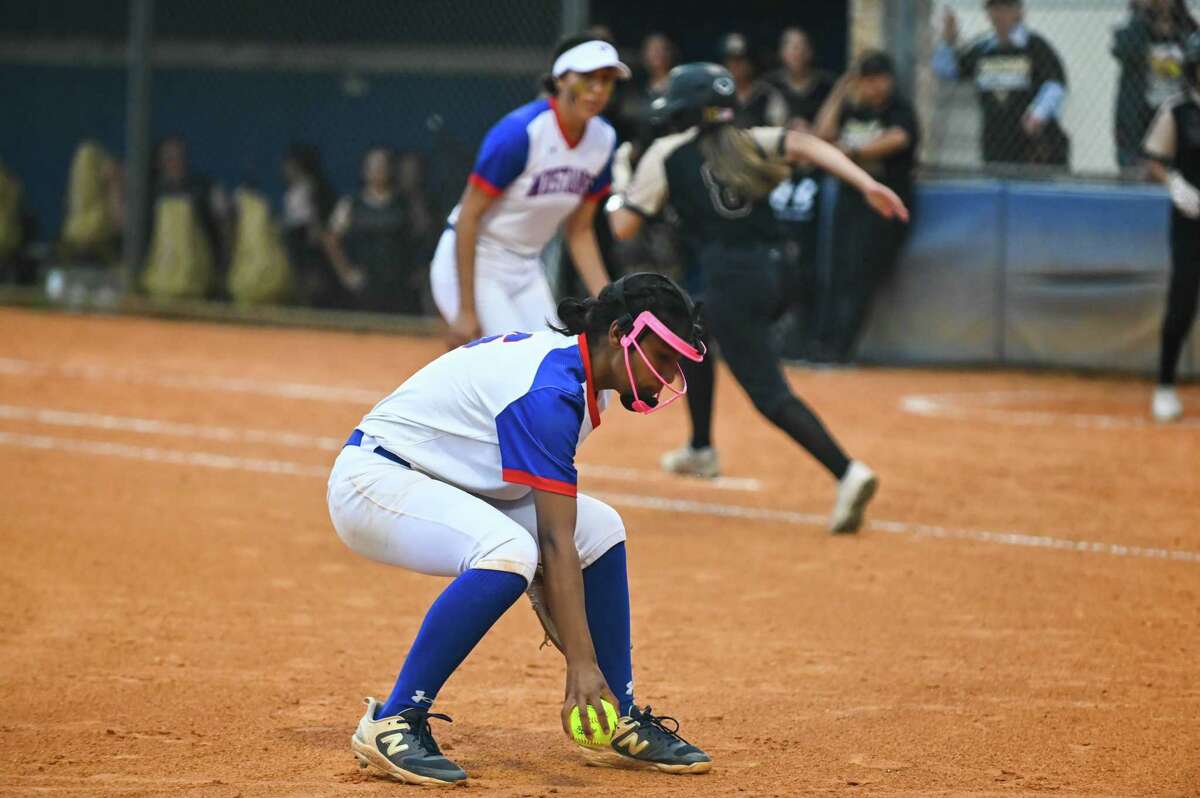 Edison romps to 160 win over Jefferson in District 275A play