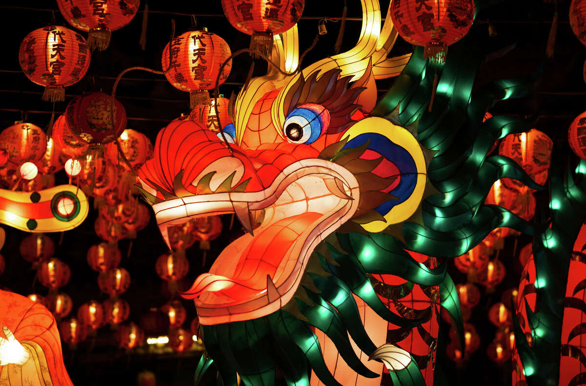 John Ball Zoo Lantern Festival Returns to Grand Rapids for 2024. GR Zoo  Lights are Back! 