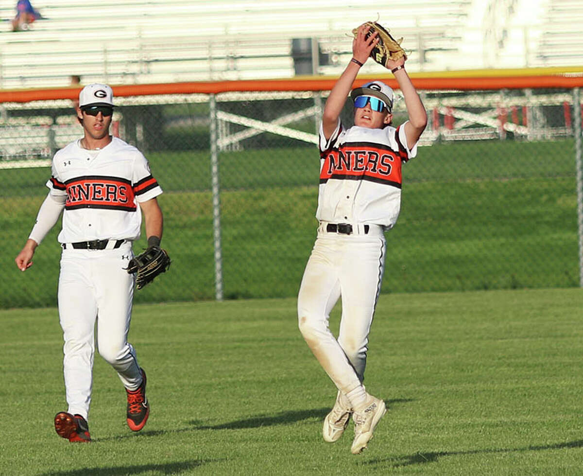 Gillespie, Southwestern battle through 10 innings without a winner