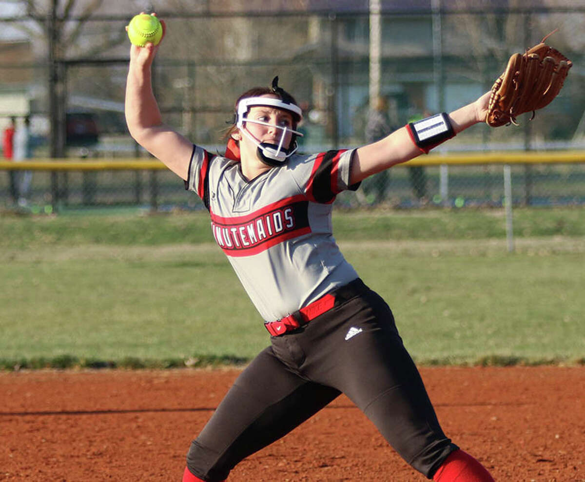 Bunker Hill's Lenihan beats her old school Marquette