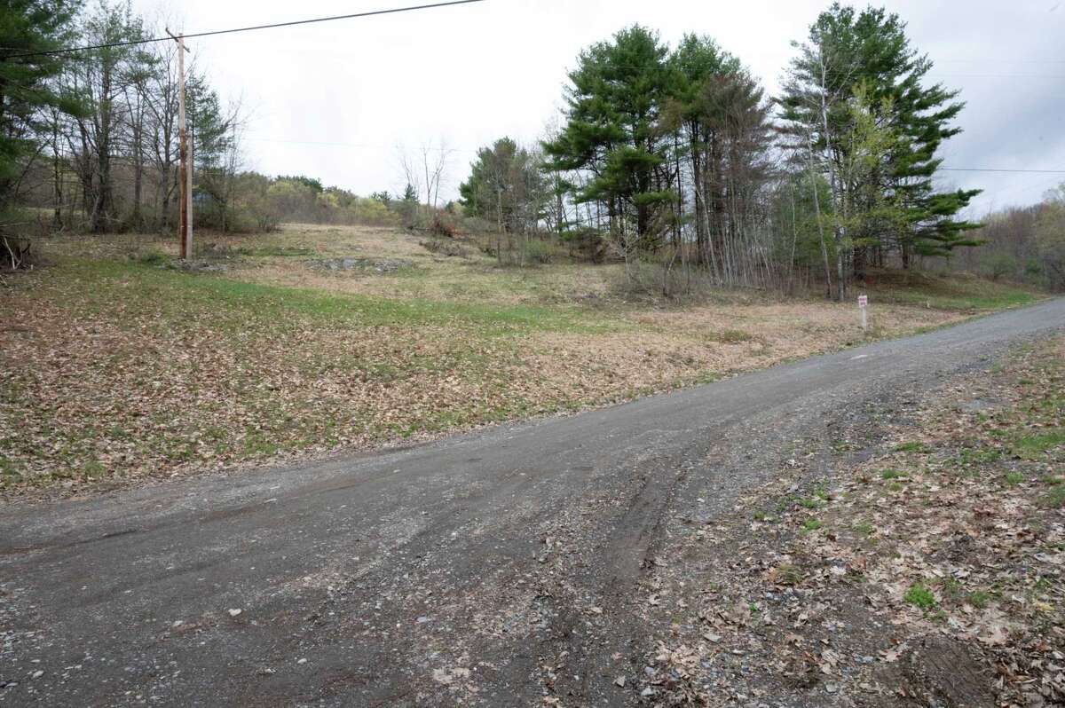 Kaylin Gillis' friends struggled to reach 911 as she was dying