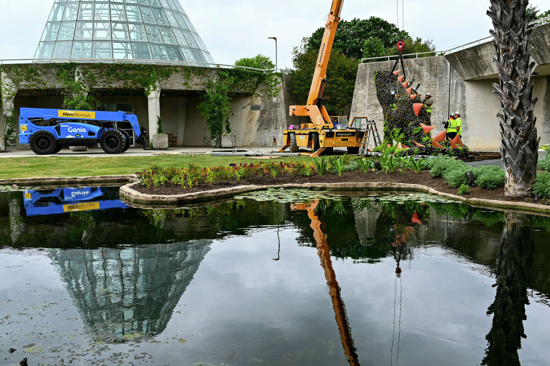 Imaginary Worlds' open at San Antonio Botanical Garden
