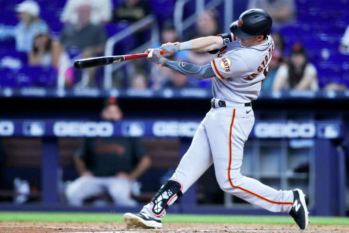 Conforto, Yastrzemski homer in 11th, Giants beat Marlins 5-2