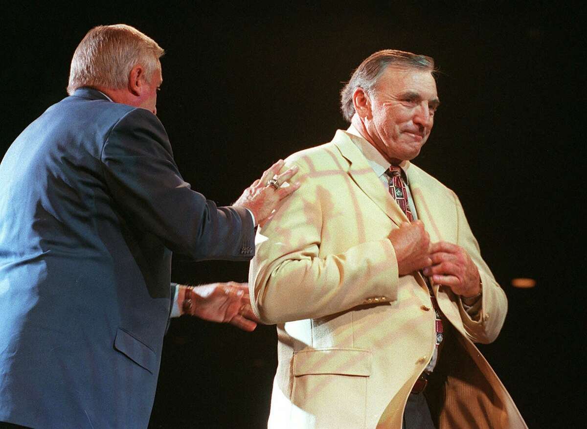 Dave Wilcox, Hall of Fame Linebacker for the 49ers, Dies at 80