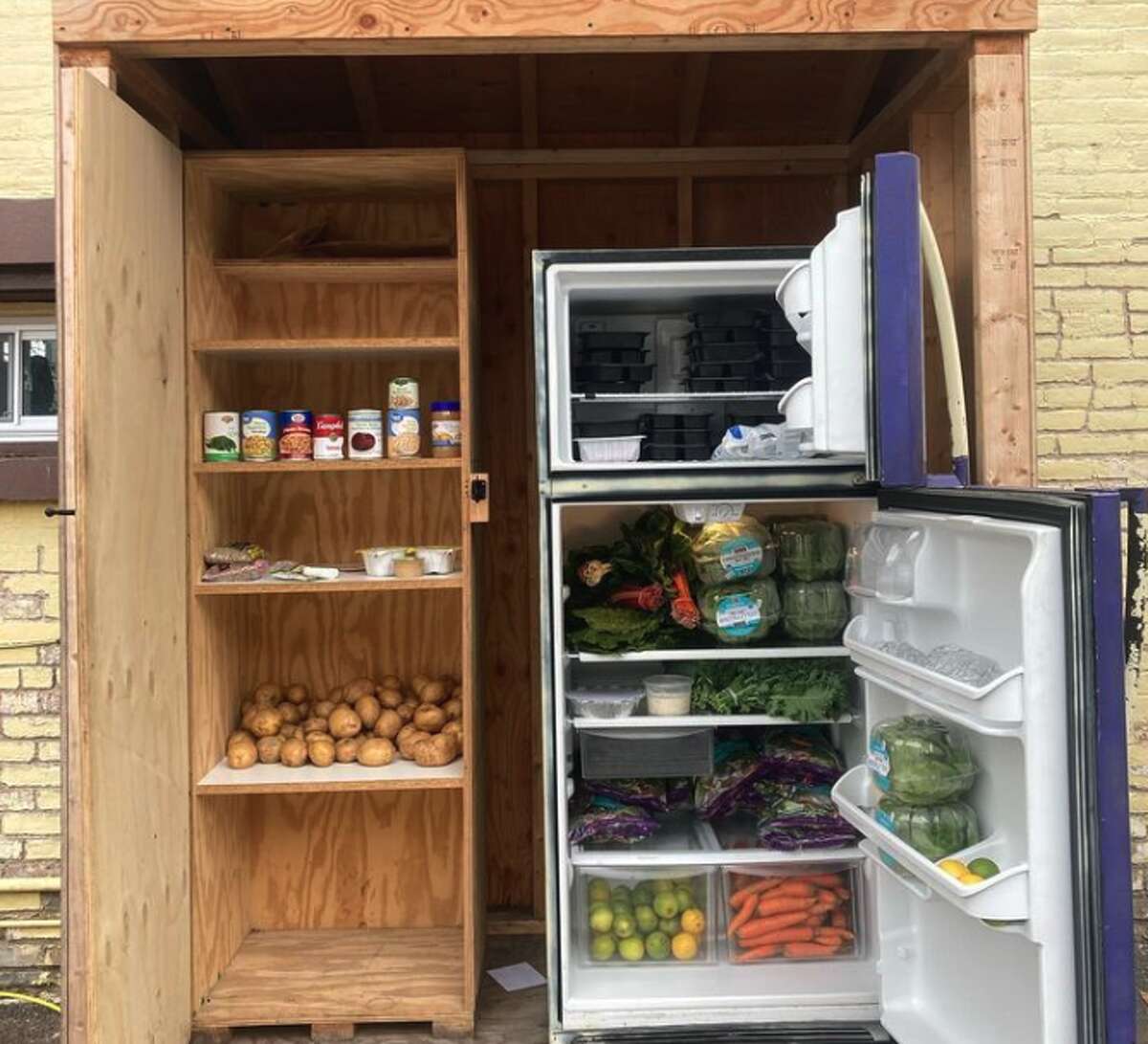 Kingston freefood fridge moved off Broadway to Blackbird