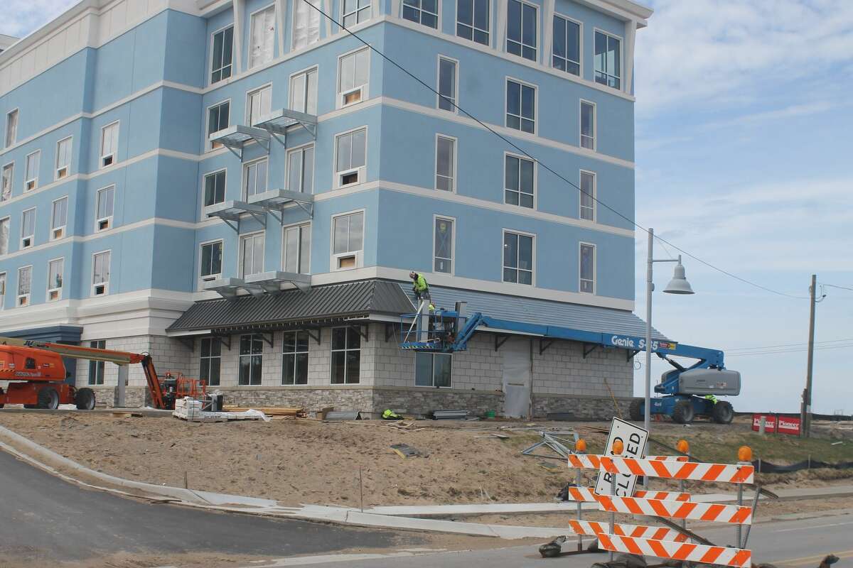 Manistee's Hampton Inn work ongoing ahead of summer opening