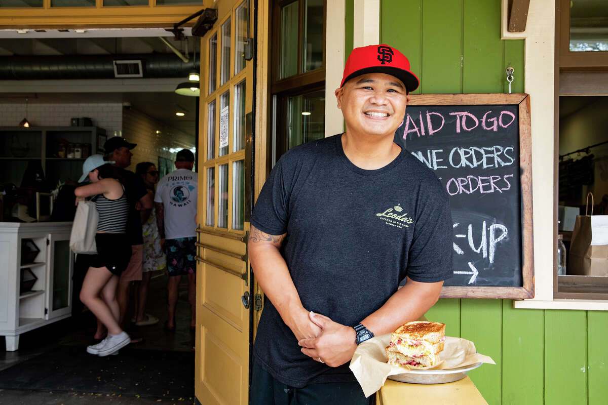 Leoda's, the Hawaii pie shop that's a perfect Maui road trip stop