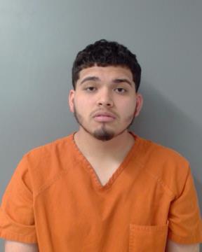 Laredo PD: Suspect tried taking officer's gun during a struggle - Vimarsana News