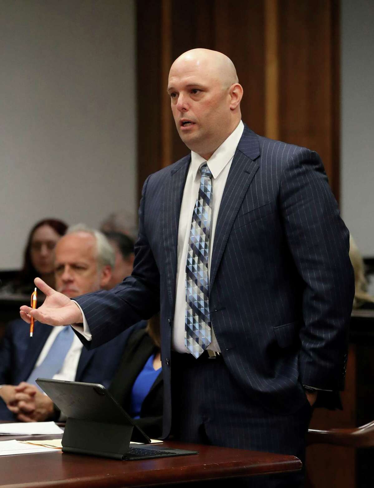 Decision to remove judge in Santa Fe case expected in May