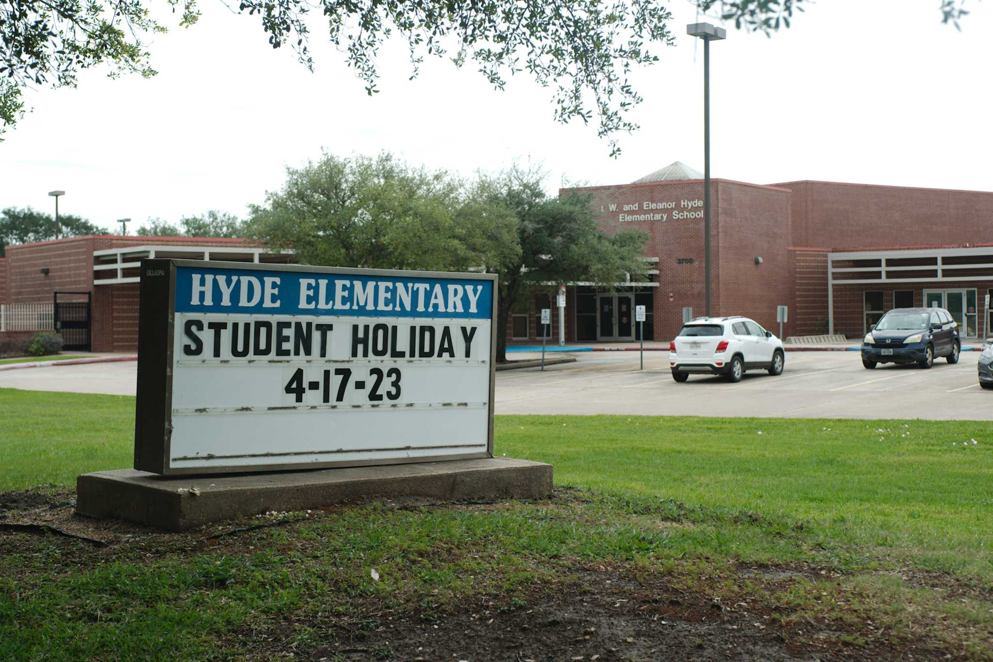 Clear Creek ISD elementary cancels classes after 150 get sick